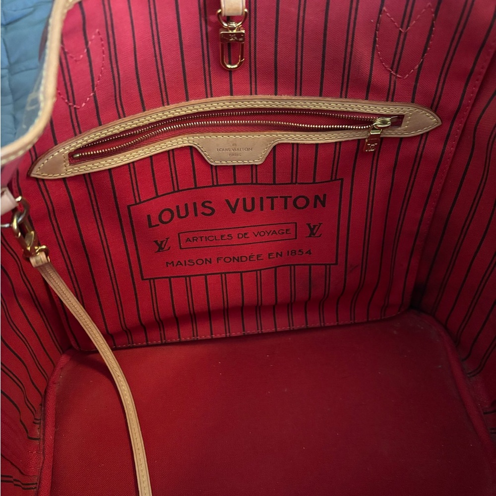 Louis Vuitton Classic Brown Monogram Tote - Picture 5 of 10
